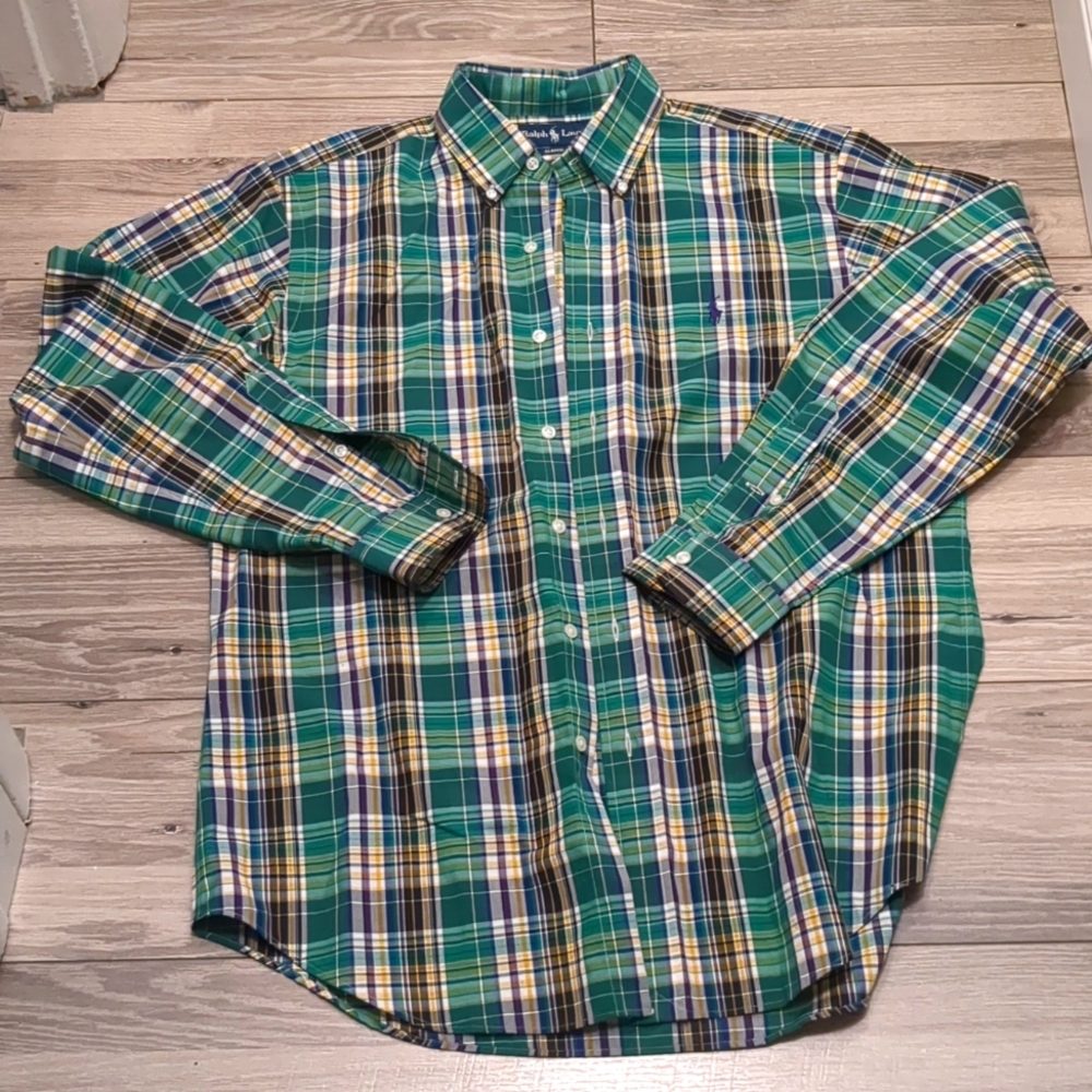 Men's Ralph Lauren Button Down Collared Shirt, Medium
